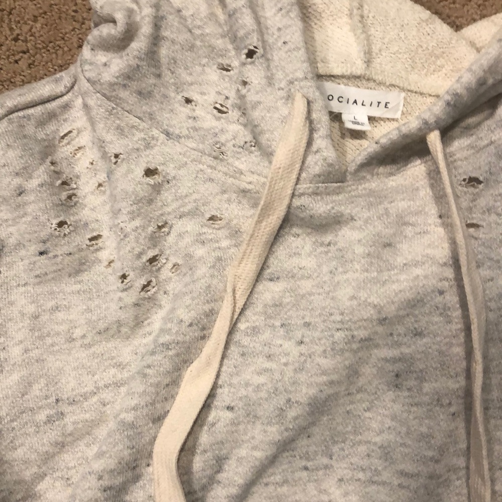 never worn - Picture 3 of 3